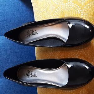 Size 10W Lifestride Patent Pumps
